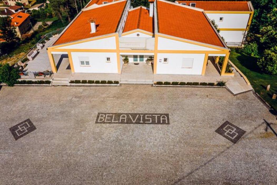 蒙丁-迪巴什图Estalagem Bela Vista住宿加早餐旅馆 外观 照片